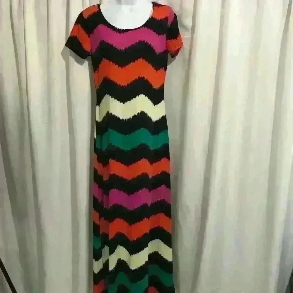 Andrea Missy Chevron Maxi Dress - Picture 2 of 3